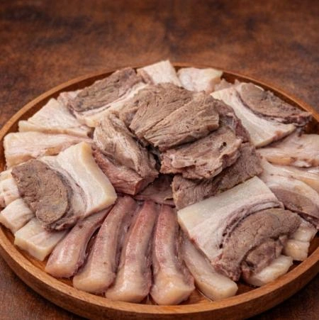 볼항정수육(뽈항정수육) 냉동 1kg 국내산 