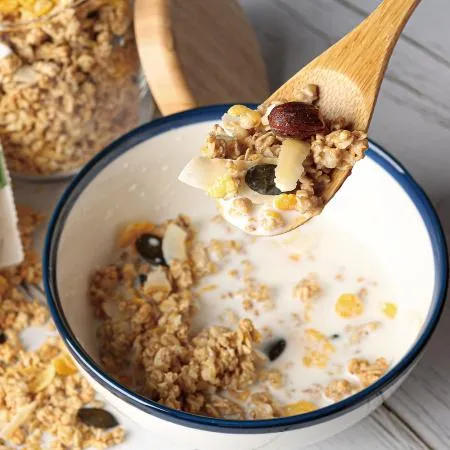 볼제너뮬러 유기농 아몬드 헤이즐넛 크런치 400g 이미지