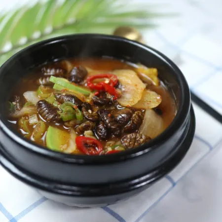 [박스무배] 뚝배기 번데기탕 얼큰한맛 280GX24개 이미지