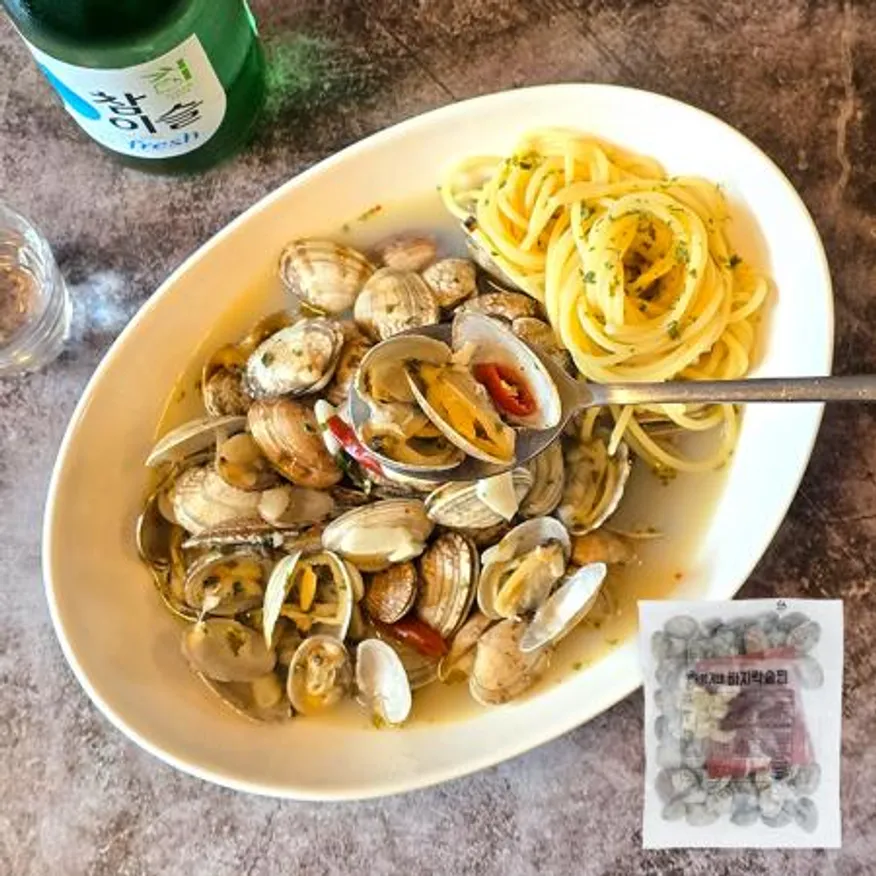 형기네 깊고 시원한 리뉴얼 바지락술찜 550g 1봉 밀키트 조개찜 캠핑요리 야식 술안주 도매 업소용 이미지