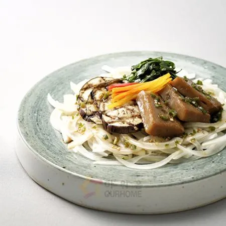 아워홈 행복한맛남 오리엔탈 소스 2kg 샐러드 드레싱 깔끔한 맛 이미지