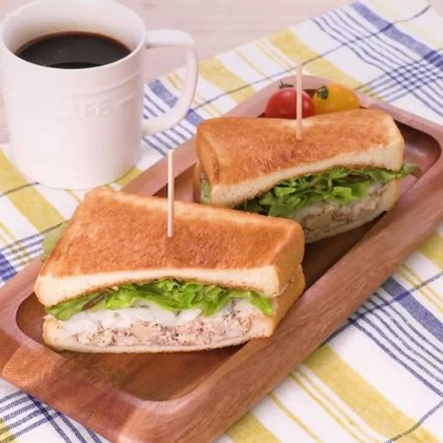 동원 참치 살코기 캔 덕용 1.88kg 이미지