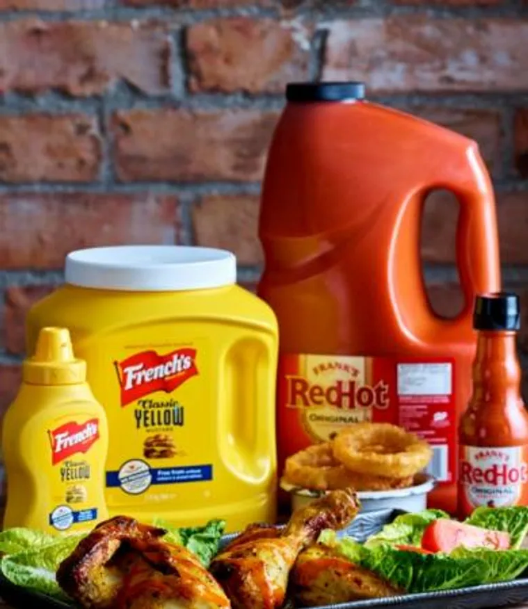 프랭크레드핫 오리지날소스 3.78L 영흥식품 1통 이미지