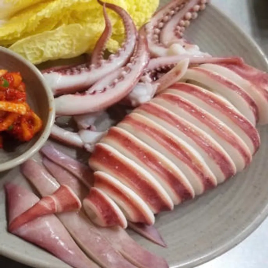 포크오징어(2M)20KG 1BOX원양산 이미지