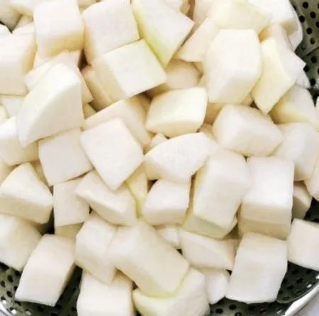 주문즉시 손질하는 무 깍뚝썰기 1kg 1팩