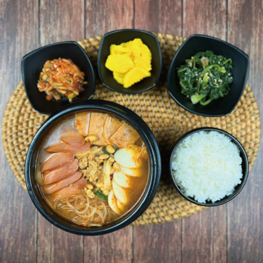 대운 뚝배기 부대찌개 550g 1봉 이미지