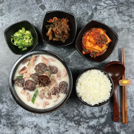 우복당 국내산 순대국 (250g이상) 1봉 이미지