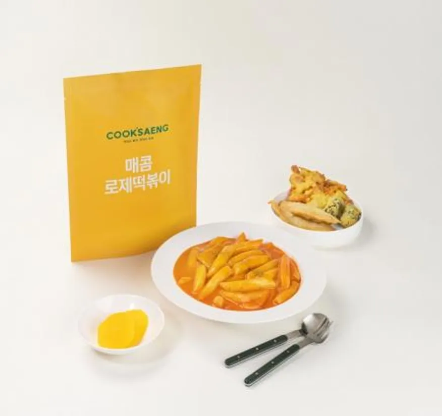쿡생 로제떡볶이310g 밀키트 간식 분식 업소용 프랜차이즈떡볶이 이미지