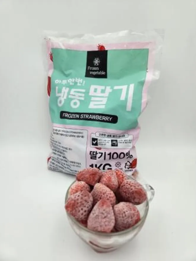 냉동 딸기 1KG X 3봉 (쥬스용, 빙수용, 요거트용, 카페용) 이미지