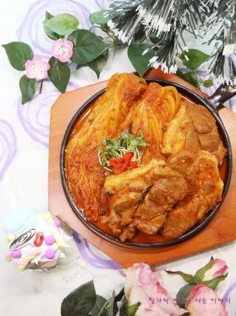 [두리반김치 묵은지 주니어 10kg] 2~3개월 숙성, HACCP공장 제조 [식봄의 사장님들께 기획전을 해드립니당~~] 이미지