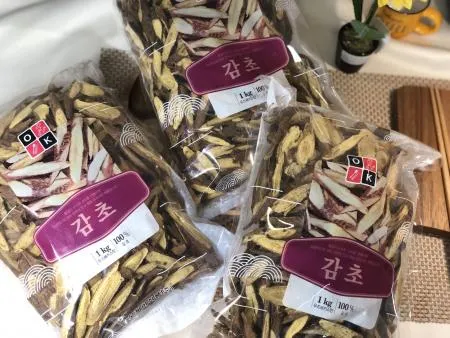 [맛집 대용량 추천] 특A급 자연 감초 1kgX10개 특산품 감초효능 감초차 식자재마트 청정몰 농산물도매시장 이미지