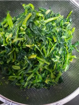 [맛집 추천] 특A급 건궁채잎 1Kg 말린 궁채잎 궁채나물 잎 줄기상추잎 건나물 상추대 뚱채잎 궁채 순 이미지