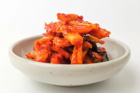 [맛집 추천] 특A급 국산 무말랭이 1Kg 대용량 무말랭이무침 말린무 보쌈 족발 김치 무말랭이차 무우말랭이 이미지