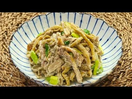 [맛집 대용량] 특A급 토란줄기 1KgX10개 건 토란대 말린 깐 토란 볶음 나물 밥 밑반찬종류 도매 이미지