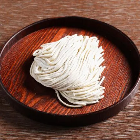 얇고 부드럽고 쫄깃한 칼국수면 소포장 1팩(180g) x 5EA 이미지