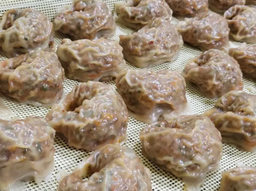 수제 얇은피 만두 고기만두9봉+김치만두9봉 이미지