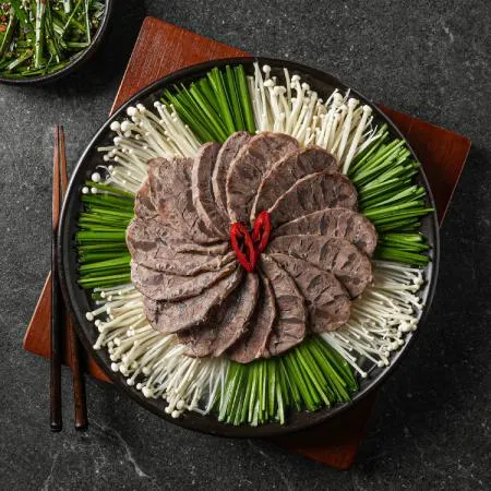 삶은 아롱사태 슬라이스(3mm) 1kg (아롱사태 수육, 아롱사태수육전골용,탕용)