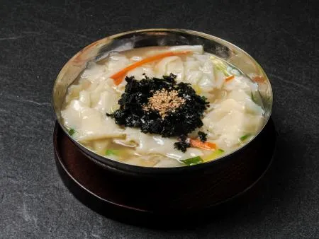 찐 수제비반죽 직접떼서 넣는 수제비반죽 업소용 200g 5개 (샘플테스트용) 이미지