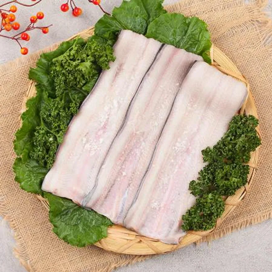 삼삼한 새벽장어 국산 자포니카 풍천 민물장어1kg 손질후700g 손질B세트(소스2종+소금+생강채포함) 이미지
