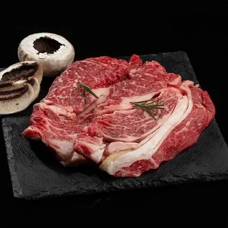 삼진축산 맛있는 꽃등심한우200g+1이상 새우,살치 랜덤발송 + 채끝 한우200g +1이상