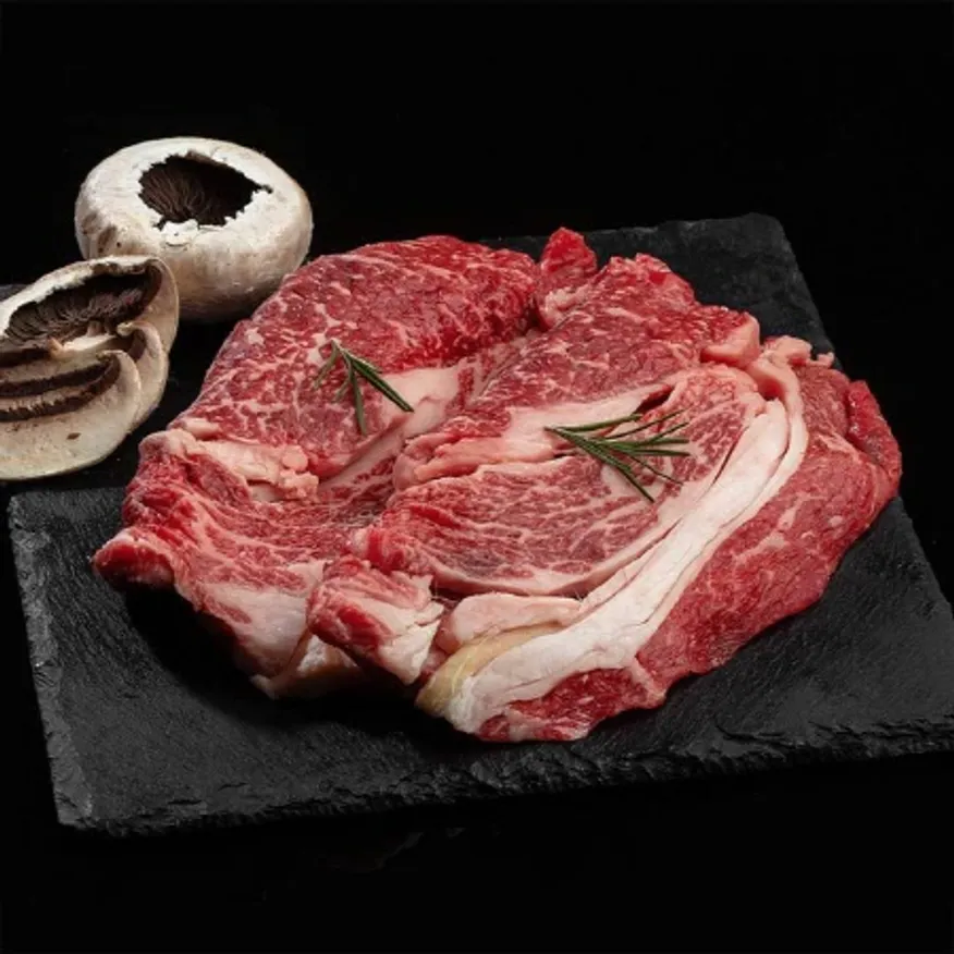 삼진축산 맛있는 꽃등심한우200g+1이상 새우,살치 랜덤발송 + 채끝 한우200g +1이상 이미지