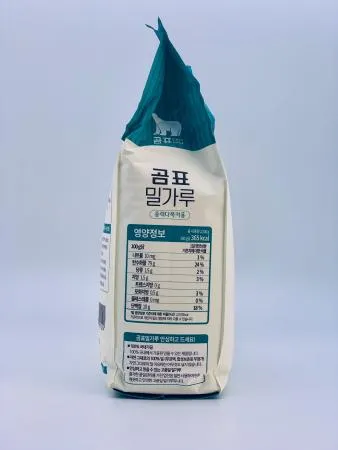 곰표 중력 밀가루 2.5kg / 대한제분 수제비 칼국수 만두 부침 중력분 이미지