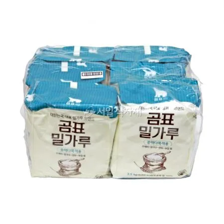 곰표 밀가루 중력다목적용 2.5kg 이미지