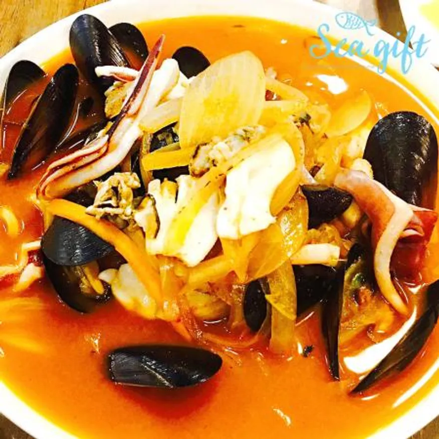 냉동 피홍합 1kg 손질 간편 홍합탕 스튜 짬뽕 국물요리 이미지