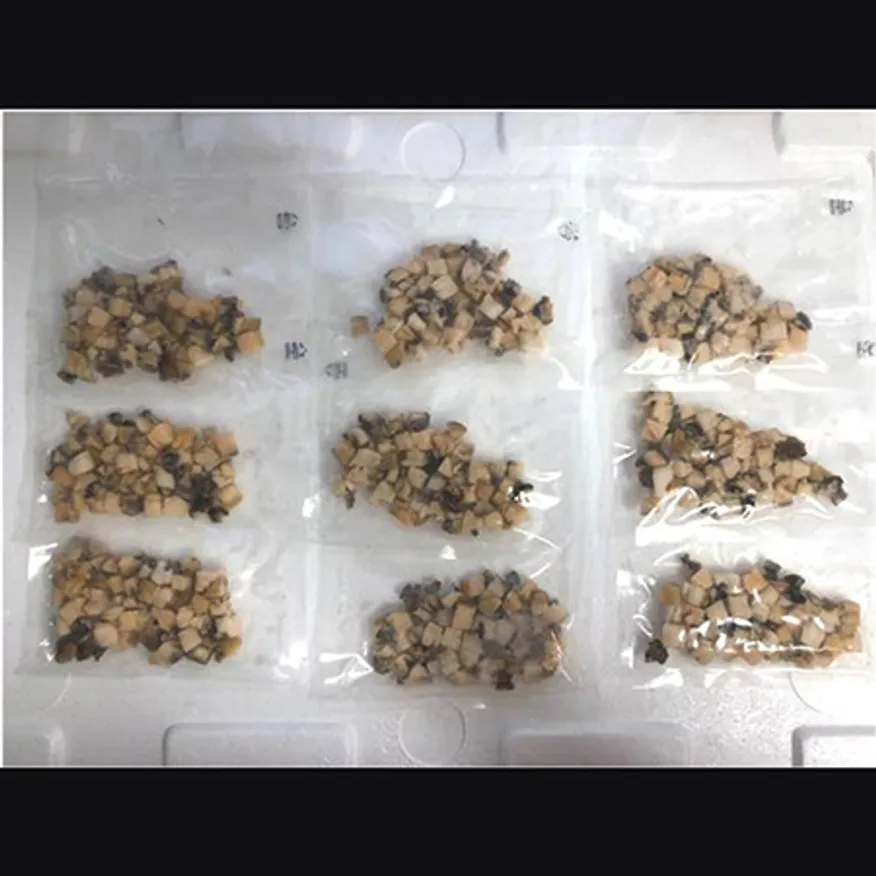 격자무늬 활급냉 손질전복 이미지