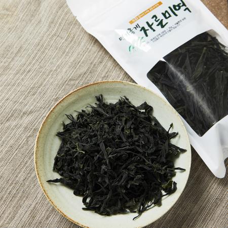 자른 미역(자두 완도 25g) 10개 식자재 업소용 대용량 완도 자른 자른미역 온정원 완도미역 다용도 레드베리 업소용 트레이더스 이미지