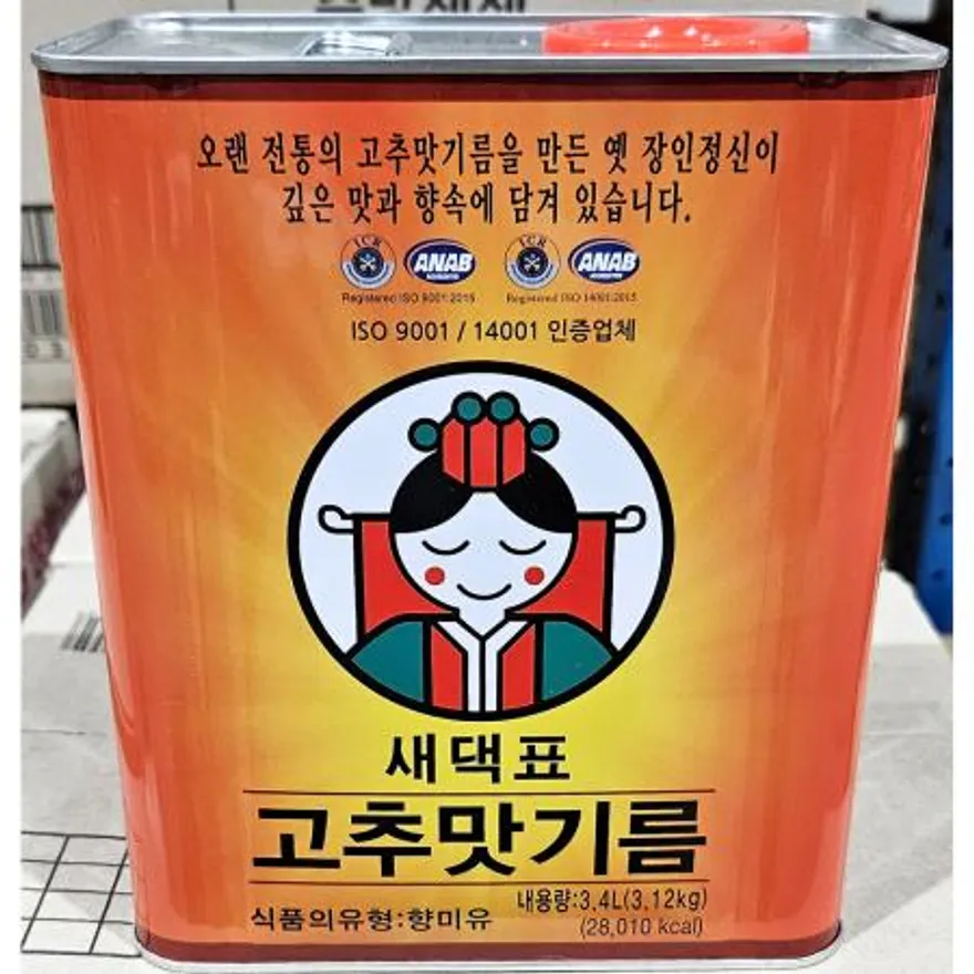 고추맛기름(새댁 3.4L) 중식재료 매운맛요리 식자재 업소용 고추기름 맛기름 매운기름 볶음요리 이미지