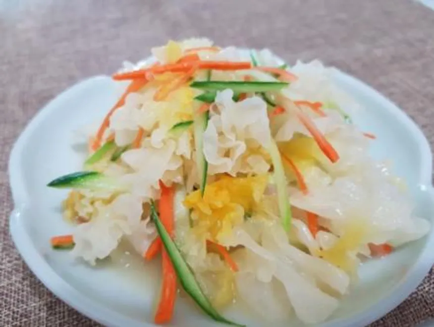 건 백목이버섯 은이버섯 1kg 말린버섯 이미지