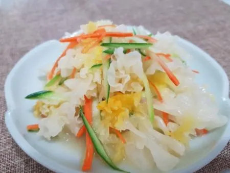 건 백목이버섯 은이버섯 1kg 말린버섯 이미지