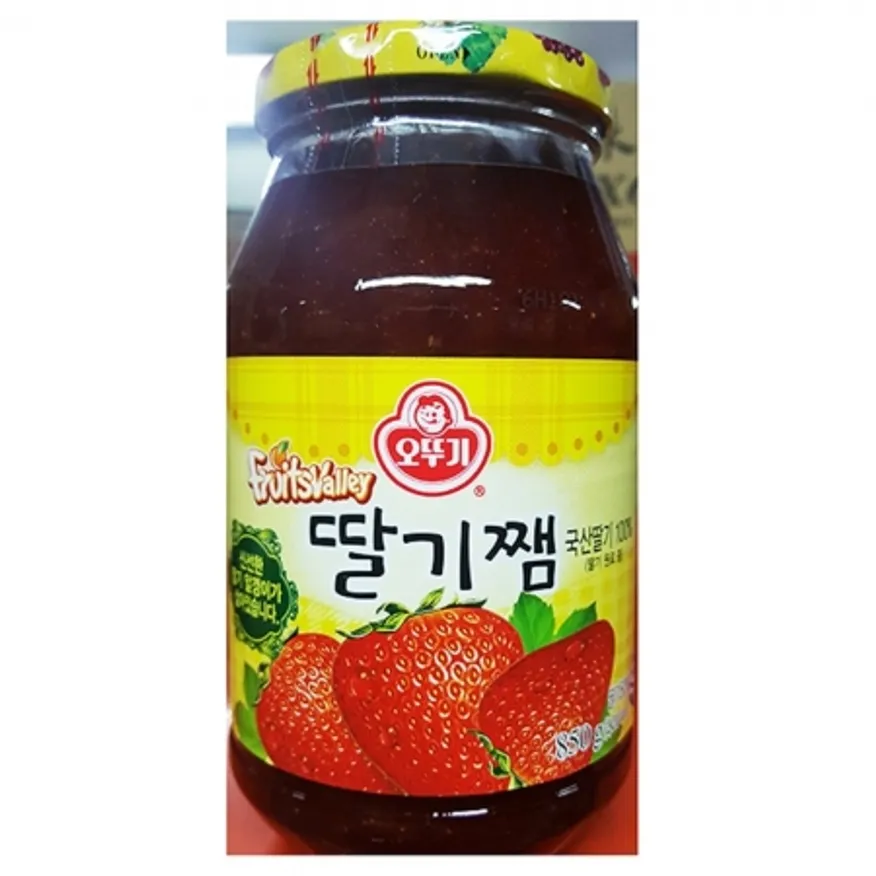 딸기잼(오뚜기 850g) 병에든 잼 이미지