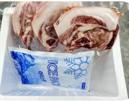 캠핑 돼지 고기 바베큐 음식 스테이크 돈마호크 1kg (2-3대) 등심 가브리살 삼겹살