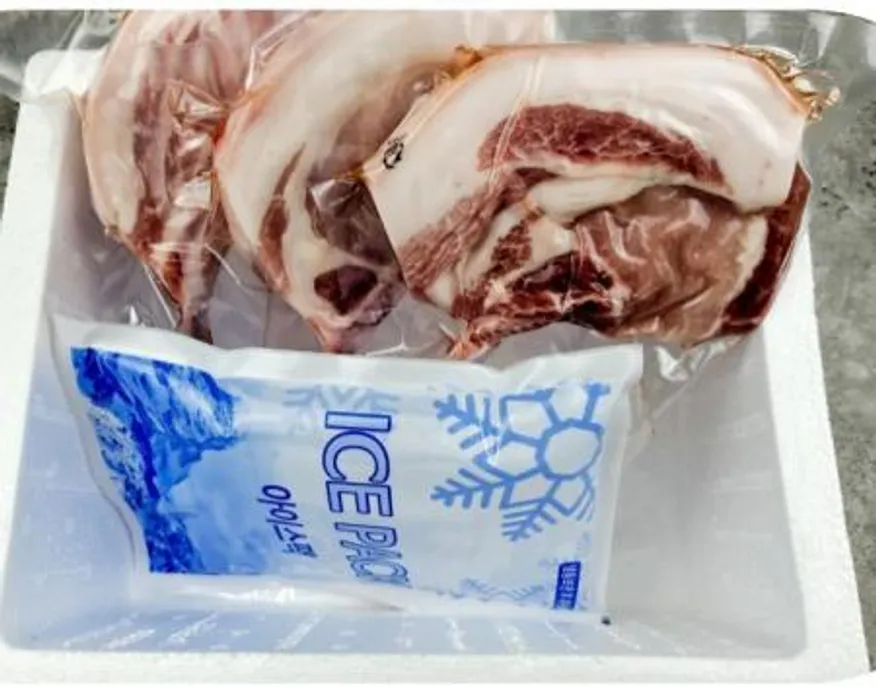 캠핑 돼지 고기 바베큐 음식 스테이크 돈마호크 1kg (2-3대) 등심 가브리살 삼겹살 이미지