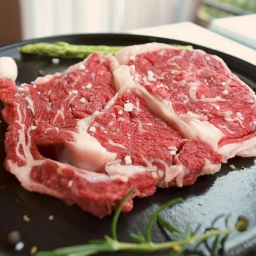 도축장 직송 프리미엄 1등급 암소 한우 명절 선물 파티 음식 꽃등심 300g 이미지