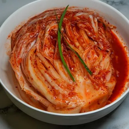 업소용 대용량 풍년들 수입 배추 포기김치 중국산 10kg 종이박스 이미지