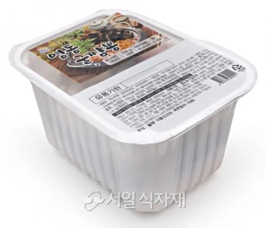 영동씨푸드 굴짬뽕 짬뽕탕 탕요리 간편식 밀키트 안주 750g 이미지