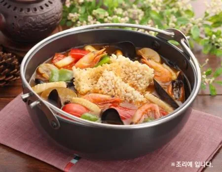 영동씨푸드 해물 누룽지용탕 탕요리 간편식 밀키트 안주 850g 이미지