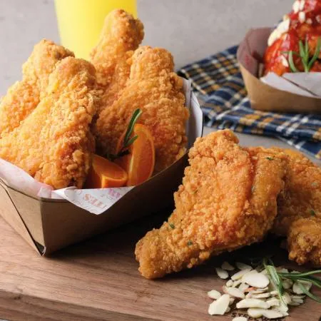 사세 바삭 통다리 치킨 1.3kg 이미지