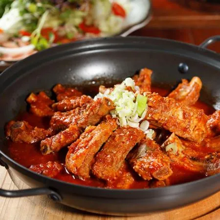 쪽 등갈비 1kg 돼지 쪽갈비 로인립 돈등갈비 찜 바베큐 캠핑 구이 이미지
