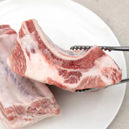 통 등갈비 1kg 돼지 쪽갈비 로인립 돈등갈비 찜 바베큐 캠핑 구이 이미지