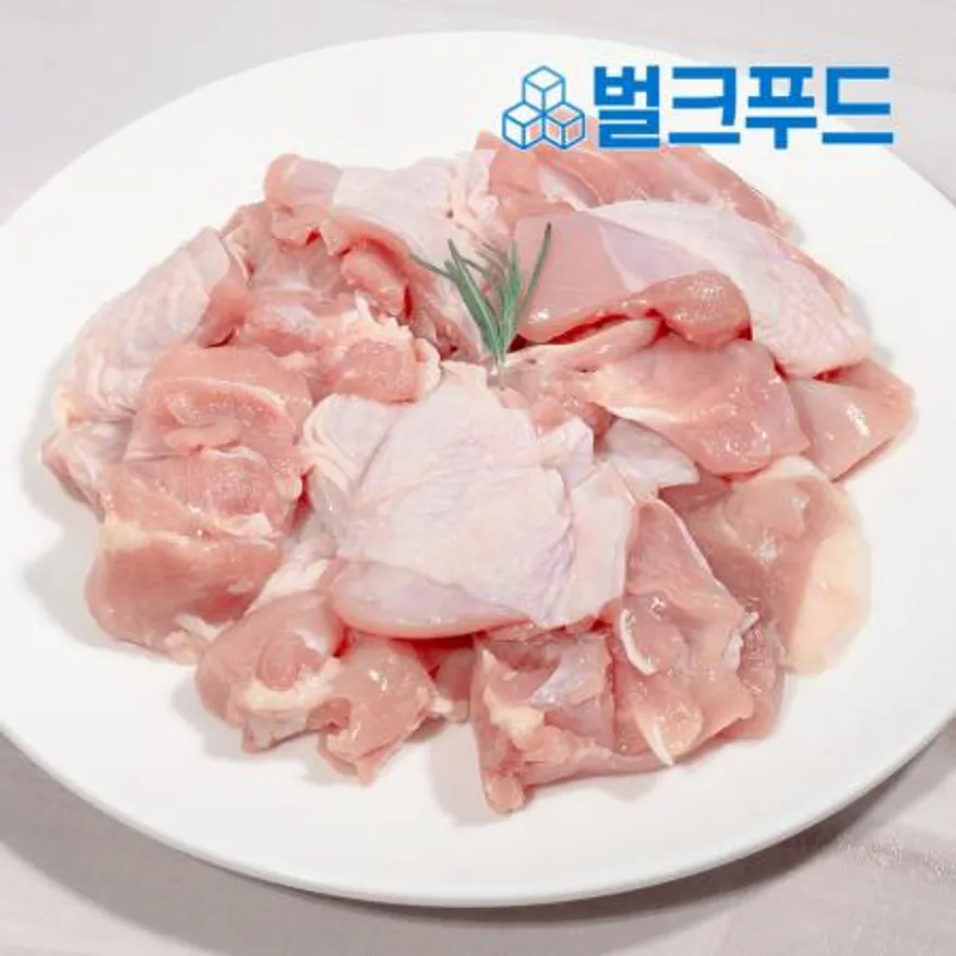 냉동 조각 절단 닭정육 2kg 순살 닭다리살 이미지