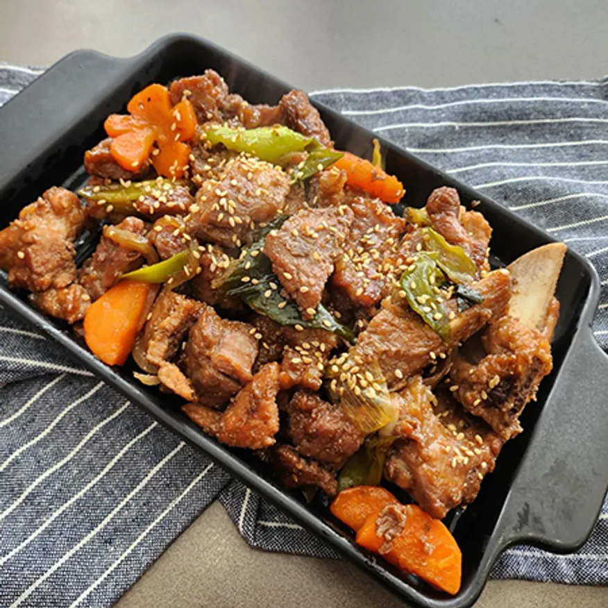 갈비아저씨 국내산 통갈비 수제 돼지갈비 900g 이미지