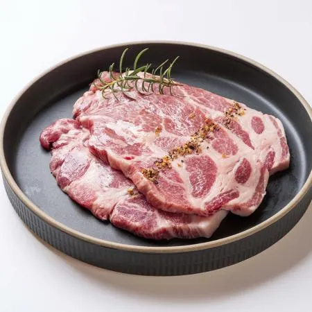 [총 1kg 대용량] 흑돼지 목살 로스구이 500g 1+1 이미지