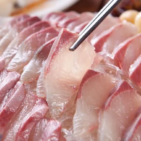 7kg 이상급 대방어 모둠회 500g1팩 + 삼둥이초장 이미지