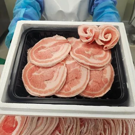 프리미엄 흑돼지 눈꽃삼겹살 800g 이미지