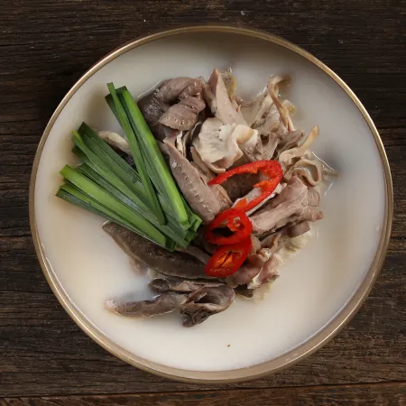 춘풍접객 춘풍 고기내장국밥 155g / 1인분 밀키트 국밥 해장국 / 캠핑음식 캠핑요리 캠핑밀키트 / 냉동국밥 순대국 이미지