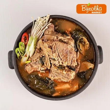 춘풍접객 뼈 해장국 900g_업소용 가정용 식당용 냉동 원팩 밀키트 간단요리 간편식 등뼈 우거지 뼈다귀해장국 이미지